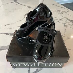 Easy-On Student Tap Shoes